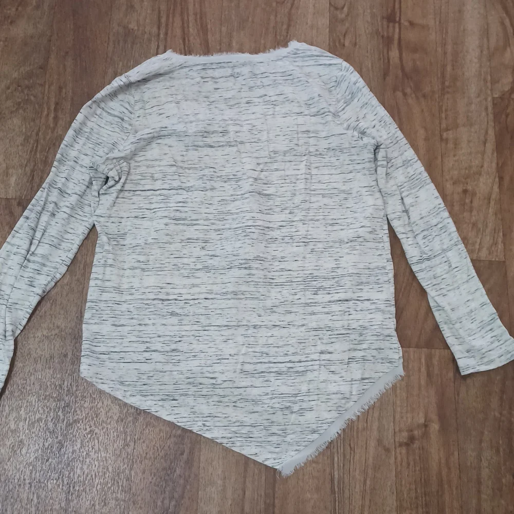 Doe & Rae long sleeve shirt size small - Picture 9 of 9